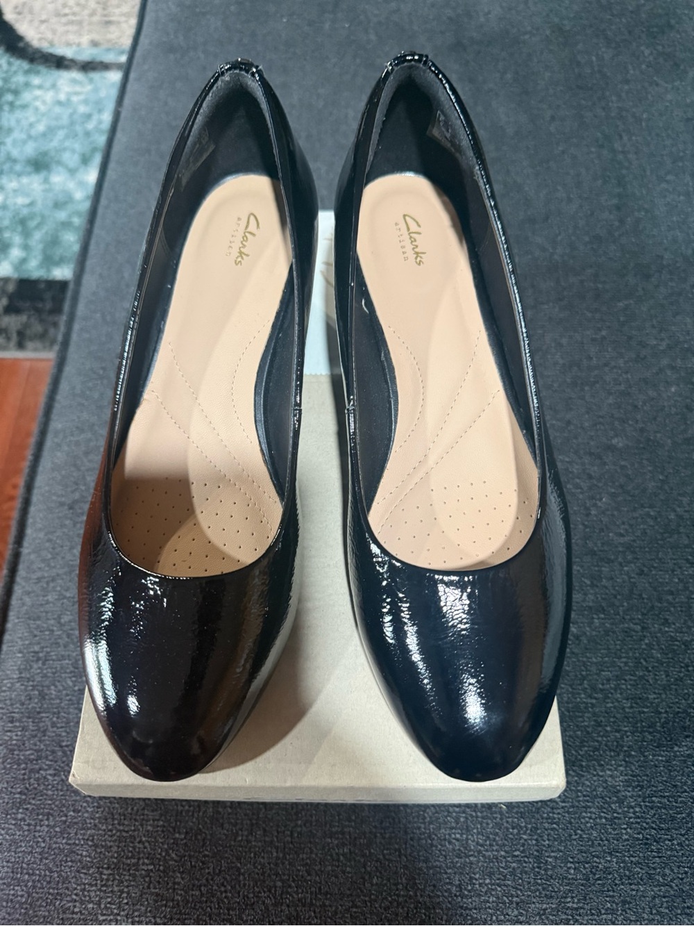 Clarks Women's Black Patent Ballet Flats